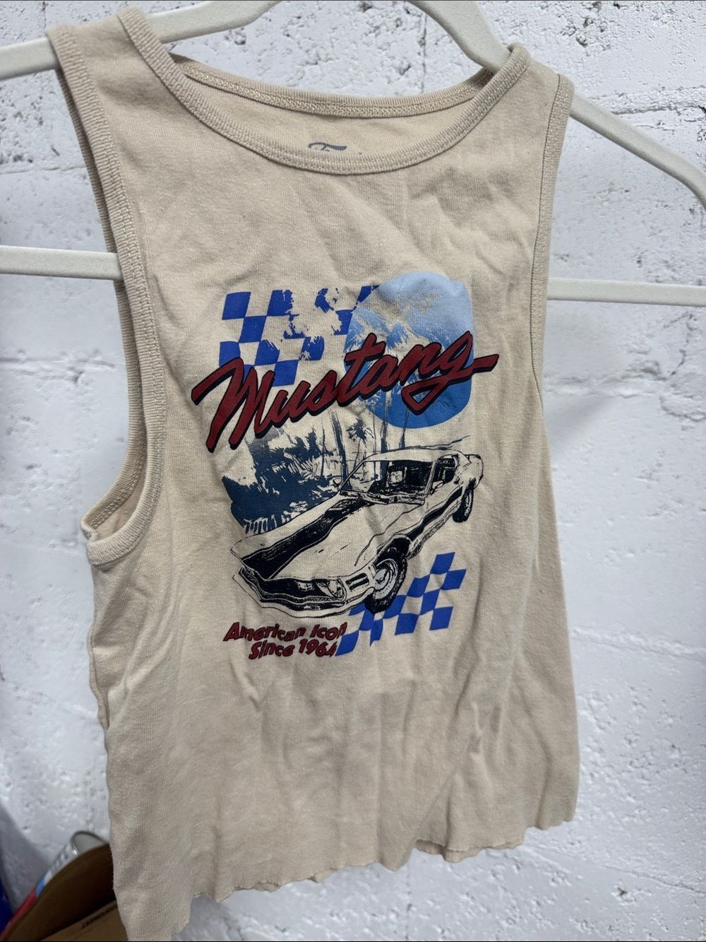 Mustang Graphic Tank Top in Beige FORD - Size Small LIKE NEW - Sleeveless Tee